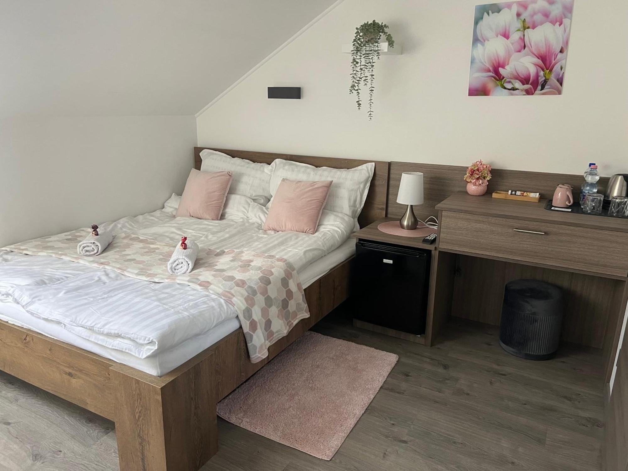 Sophia Apartman Goedoello Екстериор снимка