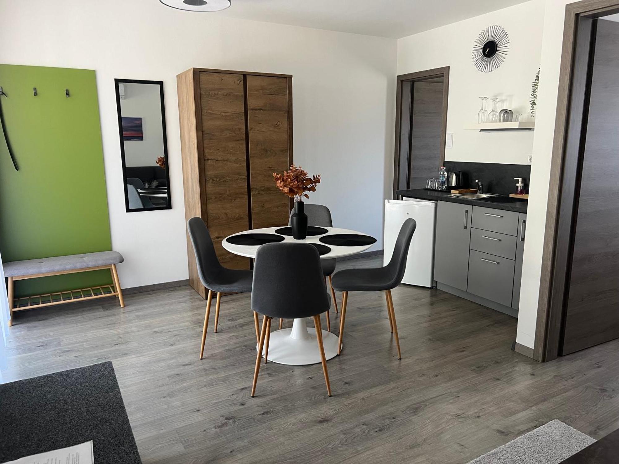 Sophia Apartman Goedoello Екстериор снимка